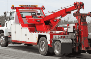 Stuck on the Road? Here’s Why You Should Call Heavy-Duty Towing First